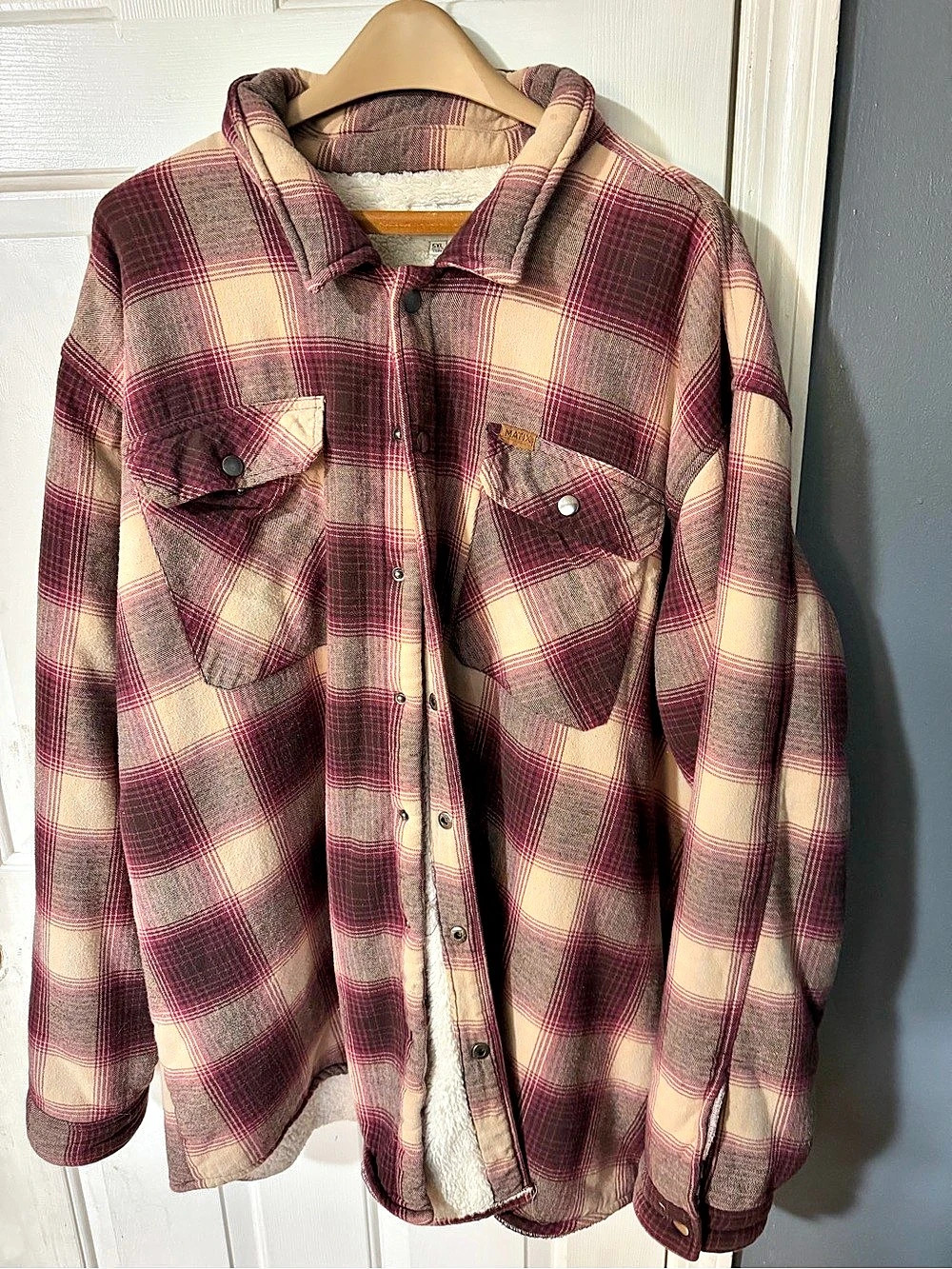MATIX Plaid Sherpa-Lined Shirt Jacket in Burgundy & Cream Size 5XL